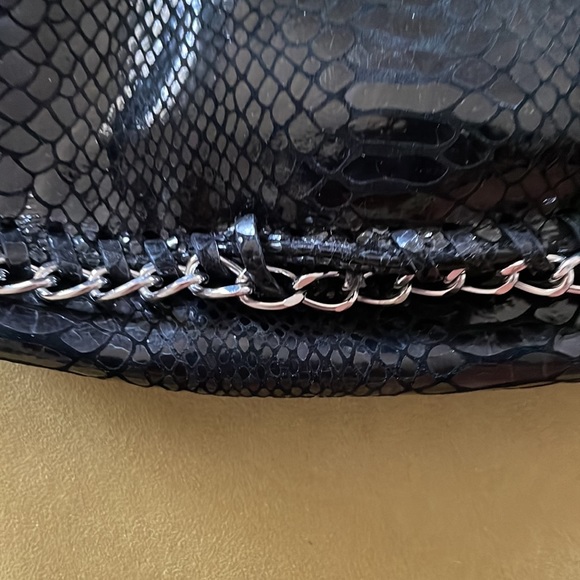 Michael Kors purse, snakeskin pattern - Picture 4 of 4